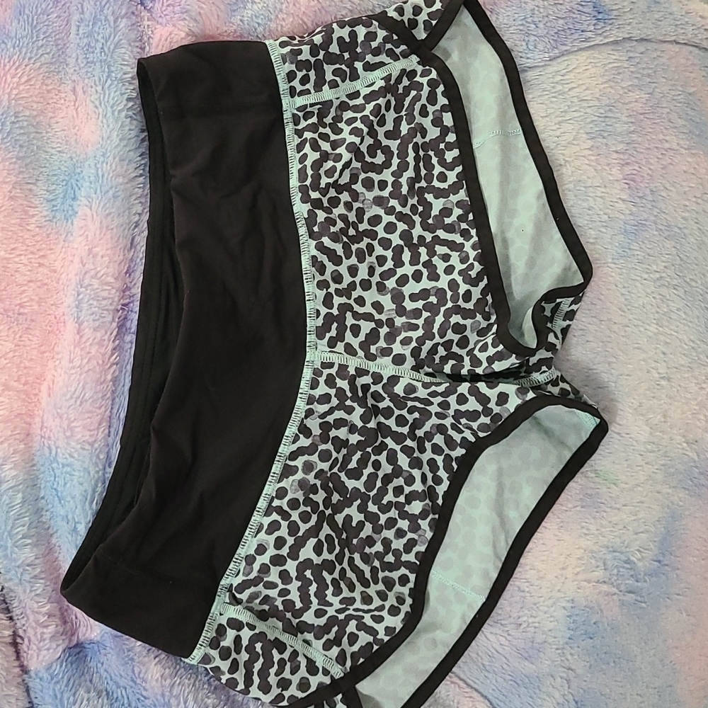 Lululemon Speed Short 2.5” Blue Cheetah